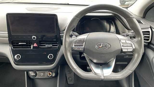 Hyundai IONIQ 38.3kWh Premium Hatchback 5dr Electric Auto (136 ps)