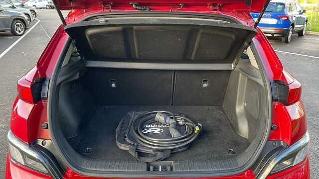 Hyundai KONA 64kWh Ultimate SUV 5dr Electric Auto (10.5kW Charger) (204 ps) Red