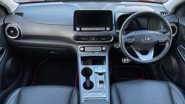 Hyundai KONA 64kWh Ultimate SUV 5dr Electric Auto (10.5kW Charger) (204 ps) Red