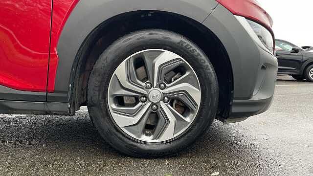 Hyundai KONA 1.6 h-GDi SE Connect SUV 5dr Petrol Hybrid DCT Euro 6 (s/s) (141 ps) Red