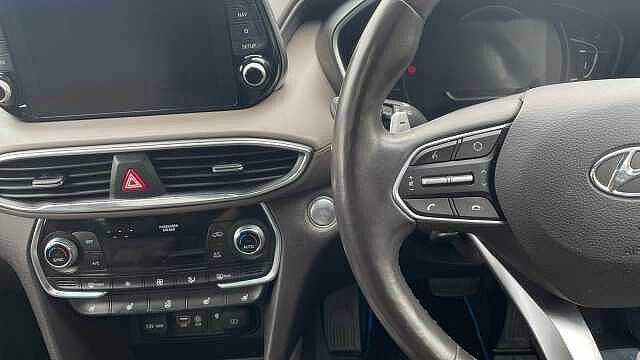 Hyundai Santa Fe 2.2 CRDi Premium SE SUV 5dr Diesel Auto 4WD Euro 6 (s/s) 7 Seat (200 ps)