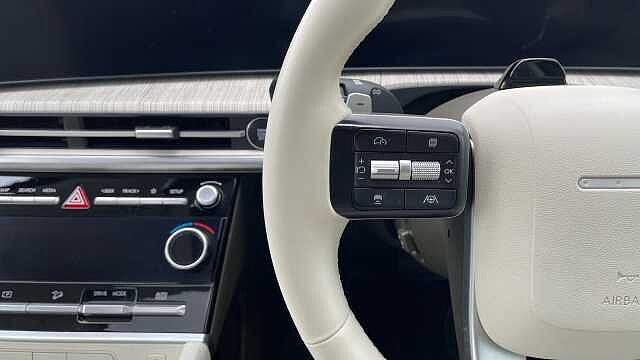 Hyundai SANTA FE 1.6 h T-GDi Ultimate SUV 5dr Petrol Hybrid Auto Euro 6 (s/s) (7Seat) (215 ps) Orange