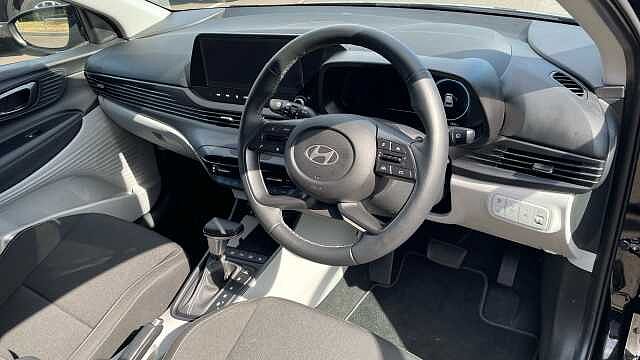 Hyundai I20 1.0 T-GDi Tech Line Hatchback 5dr Petrol DCT Euro 6 (s/s) (90 ps) PHANTOM BLACK