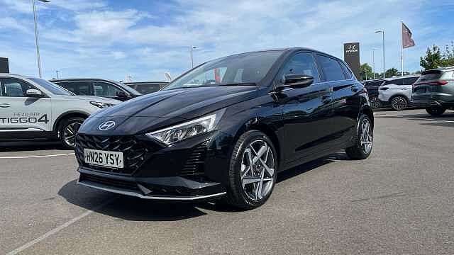 Hyundai I20 1.0 T-GDi Tech Line Hatchback 5dr Petrol DCT Euro 6 (s/s) (90 ps) PHANTOM BLACK