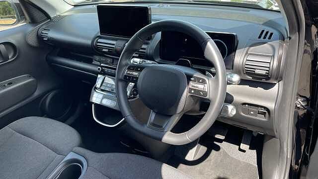 Hyundai INSTER Long Range 49kWh 01 SUV 5dr Electric Auto (115 ps)