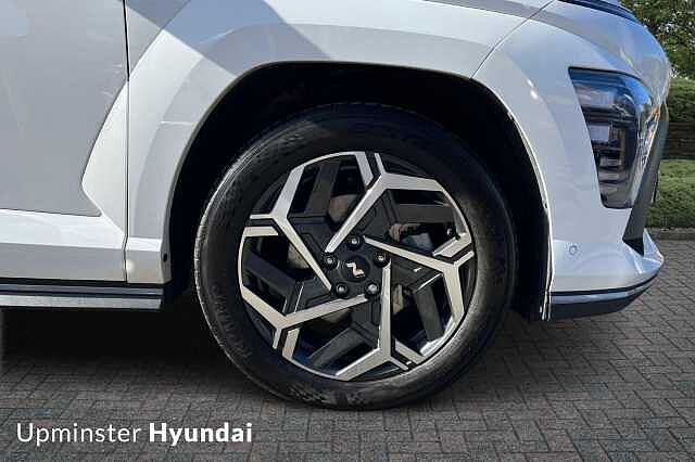 Hyundai KONA 1.6 GDi Hybrid N Line S 5dr DCT White