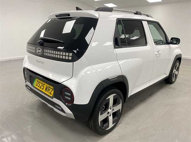 Hyundai INSTER 85kW 02 49kWh 5dr Auto WHITE