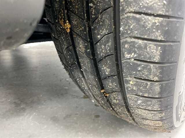 Hyundai INSTER 85kW 02 49kWh 5dr Auto WHITE