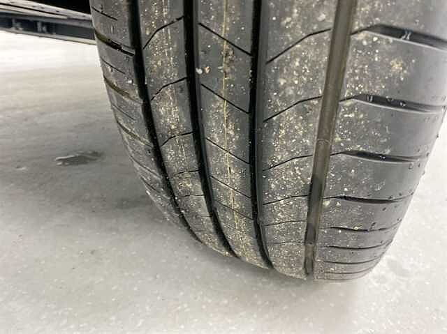 Hyundai INSTER 85kW 02 49kWh 5dr Auto WHITE