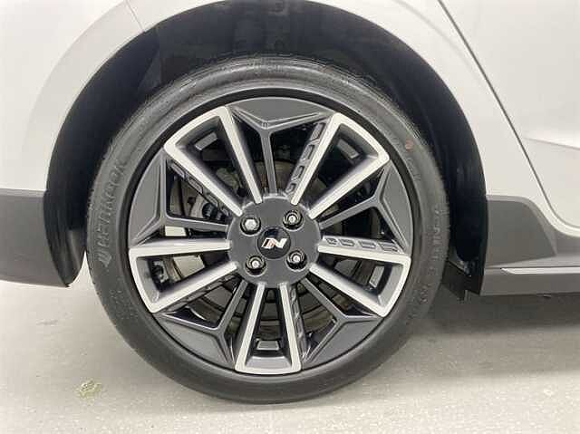 Hyundai I20 1.0T GDi 48V MHD 120 N Line 5dr DCT WHITE