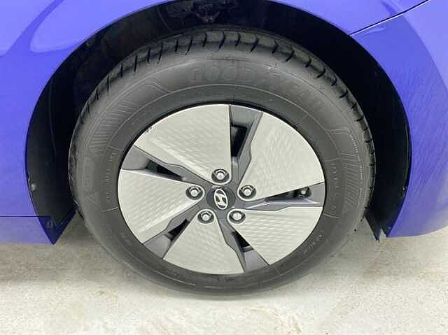 Hyundai IONIQ 1.6 GDi Hybrid Premium 5dr DCT BLUE
