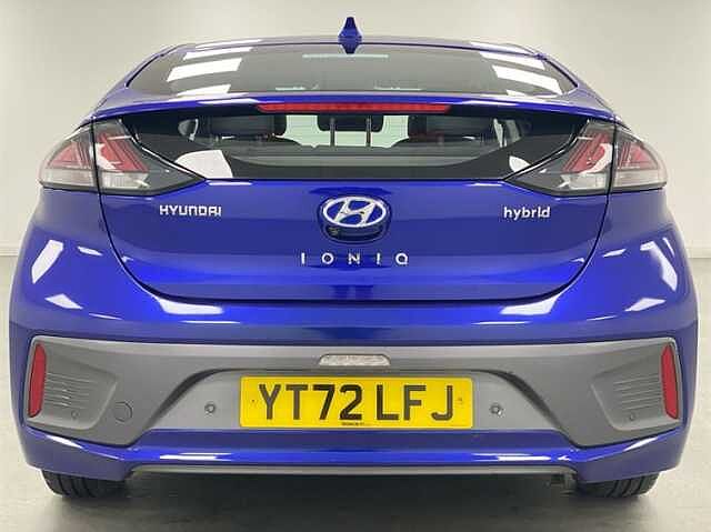 Hyundai IONIQ 1.6 GDi Hybrid Premium 5dr DCT BLUE