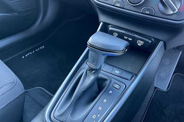 Hyundai BAYON 1.0 T Gdi Advance Suv 5dr Petrol Dct Euro 6 (s/s) (100 Ps) Phantom Black