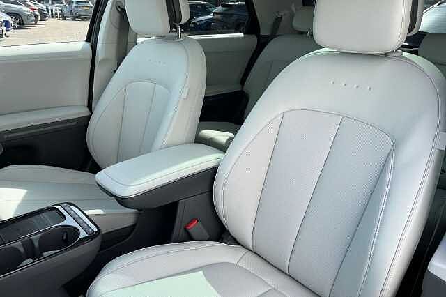 Hyundai IONIQ 5 84kwh Ultimate Hatchback 5dr Electric Auto (228 Ps) Abyss Black