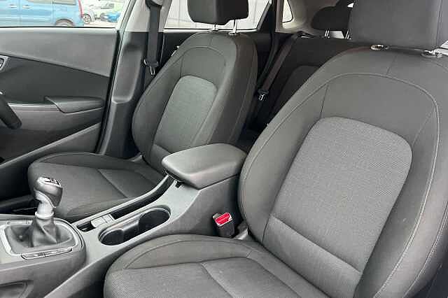 Hyundai KONA 1.0 T Gdi Mhev Premium Suv 5dr Petrol Hybrid Manual Euro 6 (s/s) (120 Ps) White