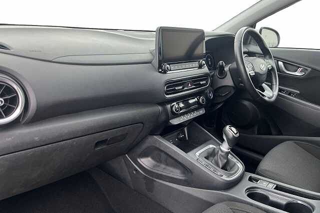 Hyundai KONA 1.0 T Gdi Mhev Premium Suv 5dr Petrol Hybrid Manual Euro 6 (s/s) (120 Ps) White