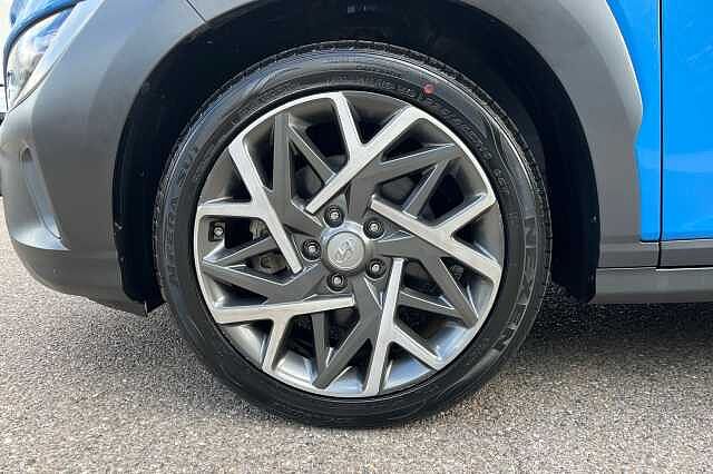 Hyundai KONA 1.6 H Gdi Premium Suv 5dr Petrol Hybrid Dct Euro 6 (s/s) (141 Ps) Blue