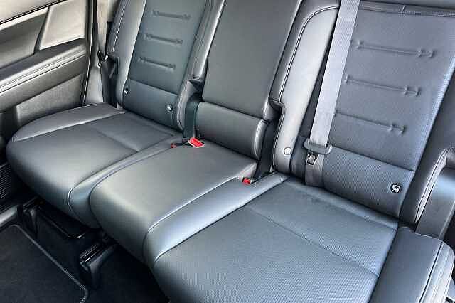 Hyundai SANTA FE 1.6 H T Gdi Calligraphy Suv 5dr Petrol Hybrid Auto Euro 6 (s/s) (7seat) (215 Ps) Matte - Creamy white