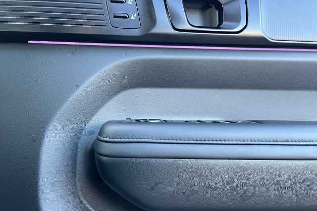 Hyundai SANTA FE 1.6 H T Gdi Calligraphy Suv 5dr Petrol Hybrid Auto Euro 6 (s/s) (7seat) (215 Ps) Matte - Creamy white