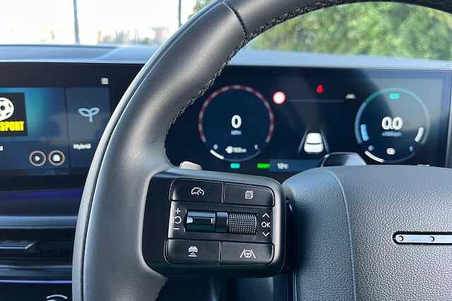 Hyundai SANTA FE 1.6 H T Gdi Calligraphy Suv 5dr Petrol Hybrid Auto Euro 6 (s/s) (7seat) (215 Ps) Matte - Creamy white