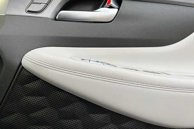 Hyundai Santa Fe 1.6 H T Gdi Ultimate Suv 5dr Petrol Hybrid Auto 4wd Euro 6 (s/s) (230 Ps)