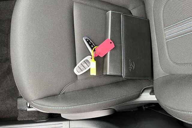 Hyundai TUCSON 1.6 H T Gdi Premium Suv 5dr Petrol Hybrid Auto Euro 6 (s/s) (230 Ps) Blue