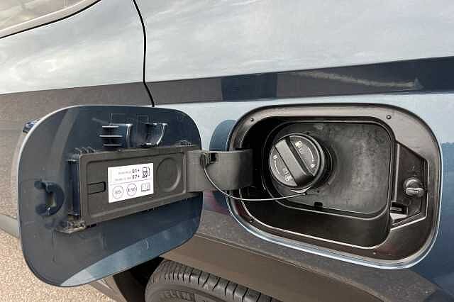 Hyundai TUCSON 1.6 H T Gdi Premium Suv 5dr Petrol Hybrid Auto Euro 6 (s/s) (230 Ps) Blue