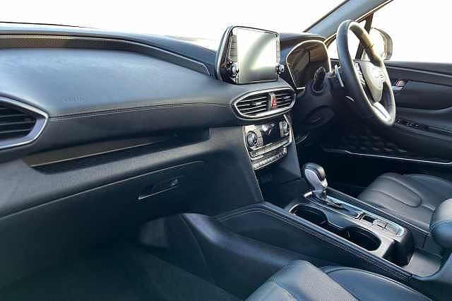 Hyundai Santa Fe 2.2 Crdi Premium Se Suv 5dr Diesel Auto 4wd Euro 6 (s/s) 7 Seat (200 Ps)