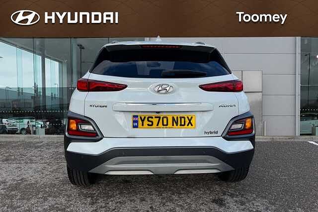 Hyundai KONA 1.6 H Gdi Premium Se Suv 5dr Petrol Hybrid Dct Euro 6 (s/s) (141 Ps) Chalk White
