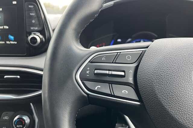 Hyundai Santa Fe 2.2 Crdi Premium Se Suv 5dr Diesel Auto 4wd Euro 6 (s/s) 7 Seat (200 Ps)