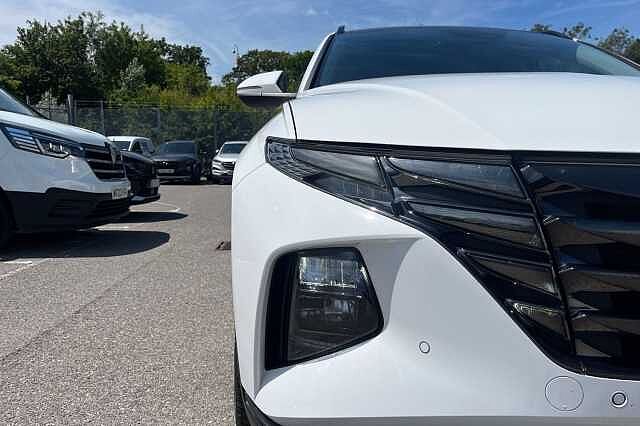 Hyundai TUCSON 1.6 T Gdi Mhev Ultimate Suv 5dr Petrol Hybrid Dct Euro 6 (s/s) (150 Ps) Atlas White