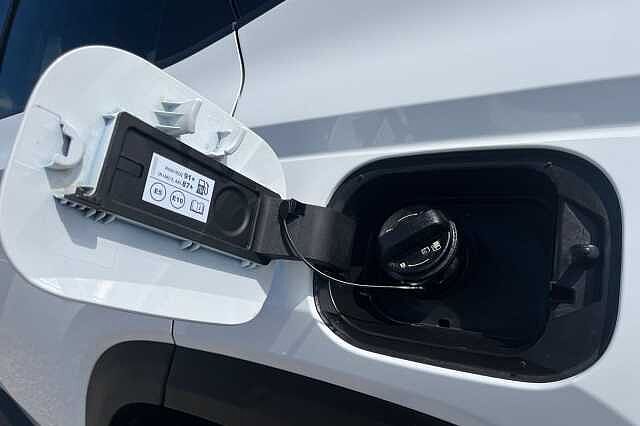 Hyundai TUCSON 1.6 T Gdi Mhev Ultimate Suv 5dr Petrol Hybrid Dct Euro 6 (s/s) (150 Ps) Atlas White