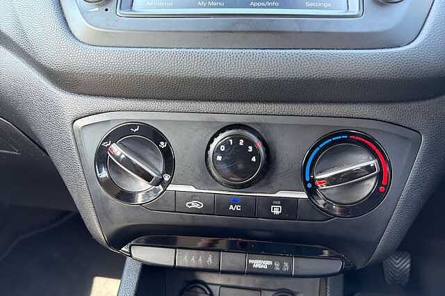Hyundai I20 1.2 Se Launch Edition Hatchback 5dr Petrol Manual Euro 6 (s/s) (84 Ps)