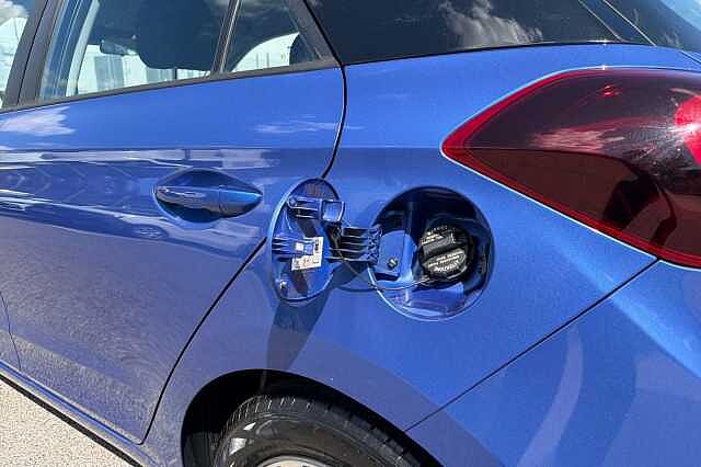 Hyundai I20 1.2 Se Launch Edition Hatchback 5dr Petrol Manual Euro 6 (s/s) (84 Ps)