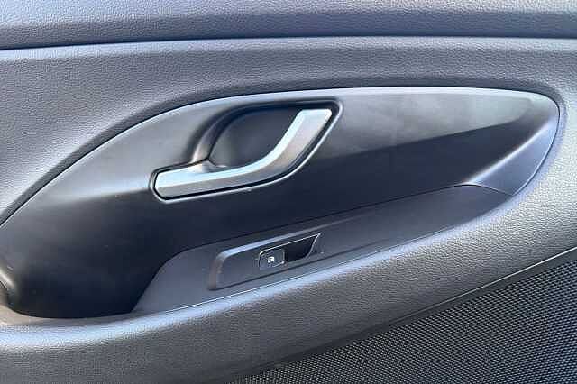 Hyundai I30 1.0 T Gdi Mhev Se Connect Hatchback 5dr Petrol Hybrid Dct Euro 6 (s/s) (120 Ps) Amazon Grey
