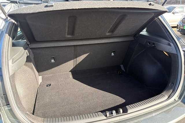 Hyundai I30 1.0 T Gdi Mhev Se Connect Hatchback 5dr Petrol Hybrid Dct Euro 6 (s/s) (120 Ps) Amazon Grey