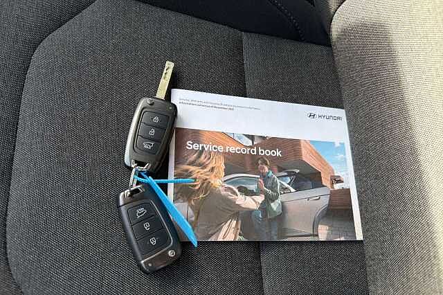 Hyundai I30 1.0 T Gdi Mhev Se Connect Hatchback 5dr Petrol Hybrid Dct Euro 6 (s/s) (120 Ps) Amazon Grey