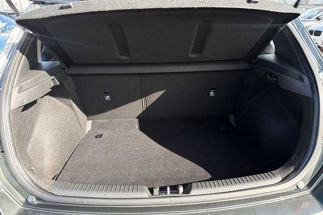 Hyundai I30 1.0 T Gdi Mhev Se Connect Hatchback 5dr Petrol Hybrid Dct Euro 6 (s/s) (120 Ps) Amazon Grey