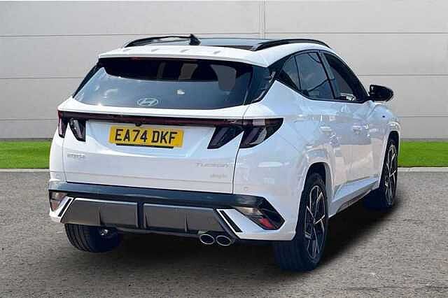 Hyundai TUCSON 1.6T PLUG-IN HYBRID N LINE S 5DR 4WD AUTO White