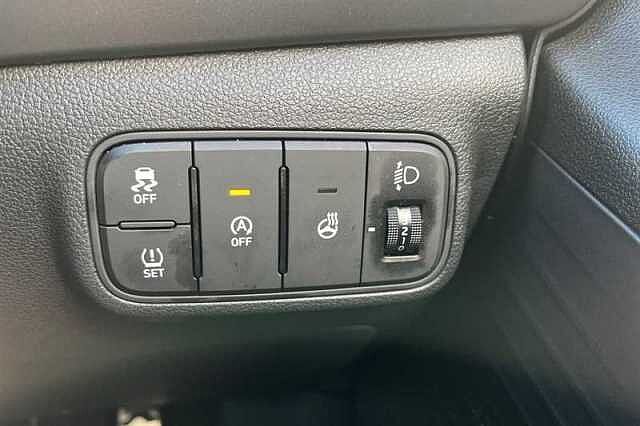 Hyundai BAYON 1.0 TGDI PREMIUM 5DR White