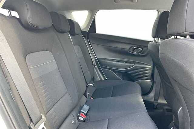 Hyundai BAYON 1.0 TGDI PREMIUM 5DR White