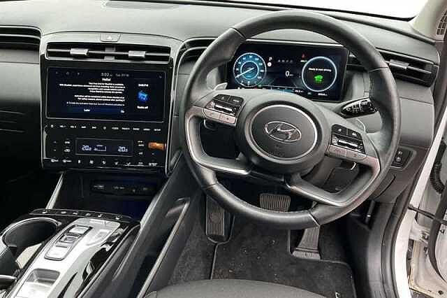 Hyundai TUCSON 1.6 TGDI HYBRID 230 PREMIUM 5DR 2WD AUTO White