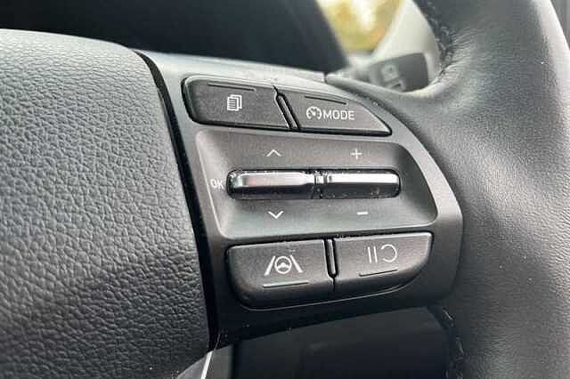 Hyundai I30 1.0T GDI PREMIUM 5DR DCT Red