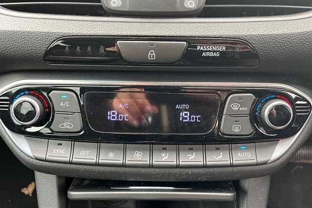 Hyundai I30 1.0T GDI PREMIUM 5DR DCT Red