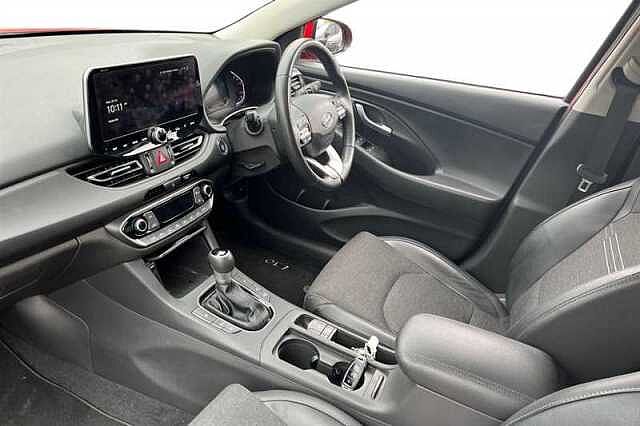 Hyundai I30 1.0T GDI PREMIUM 5DR DCT Red