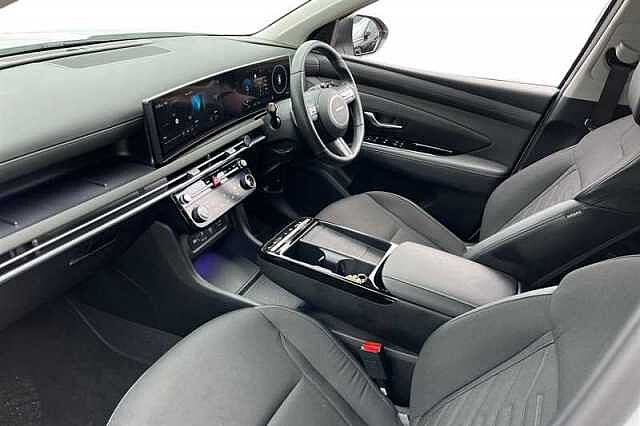 Hyundai TUCSON 1.6T PLUG-IN HYBRID PREMIUM 5DR AUTO Special solid - Atlas white