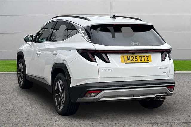 Hyundai TUCSON 1.6T PLUG-IN HYBRID PREMIUM 5DR AUTO Special solid - Atlas white