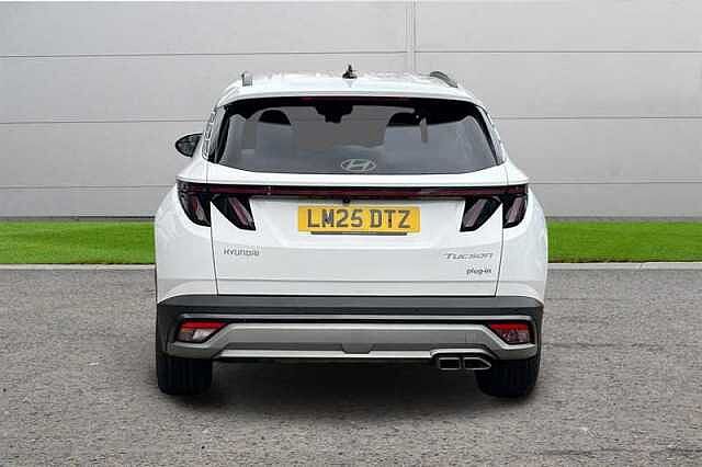 Hyundai TUCSON 1.6T PLUG-IN HYBRID PREMIUM 5DR AUTO Special solid - Atlas white