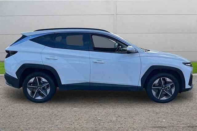 Hyundai TUCSON 1.6T HYBRID PREMIUM 5DR AUTO White