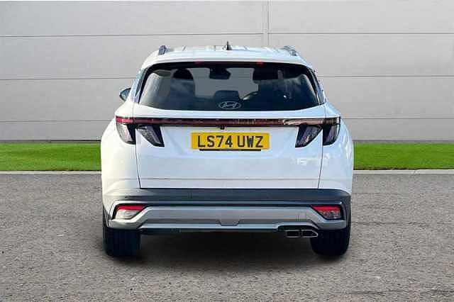 Hyundai TUCSON 1.6T HYBRID PREMIUM 5DR AUTO White